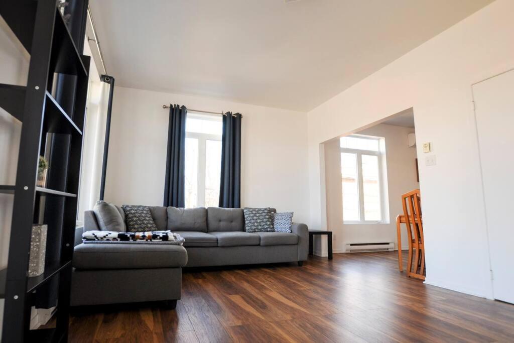 The 1810 - Spacious With Balcony - North Of Quebec Exterior photo